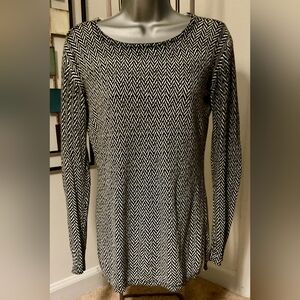 White House Black Market Chevron Long Sleeve Top